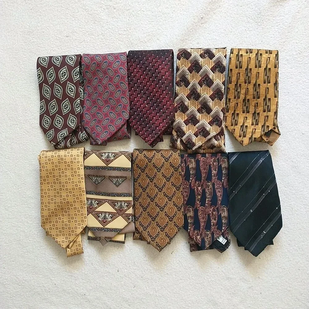 Assorted lot 10